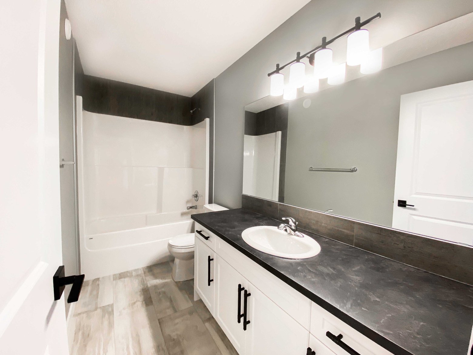 Bathroom white cabinets nelson homes modular homes ready to move homes.jpg