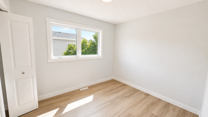 Bedroom 2 HR1394
