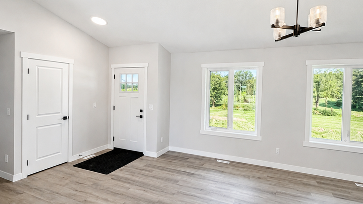 Eastwood 1388 Interior 5