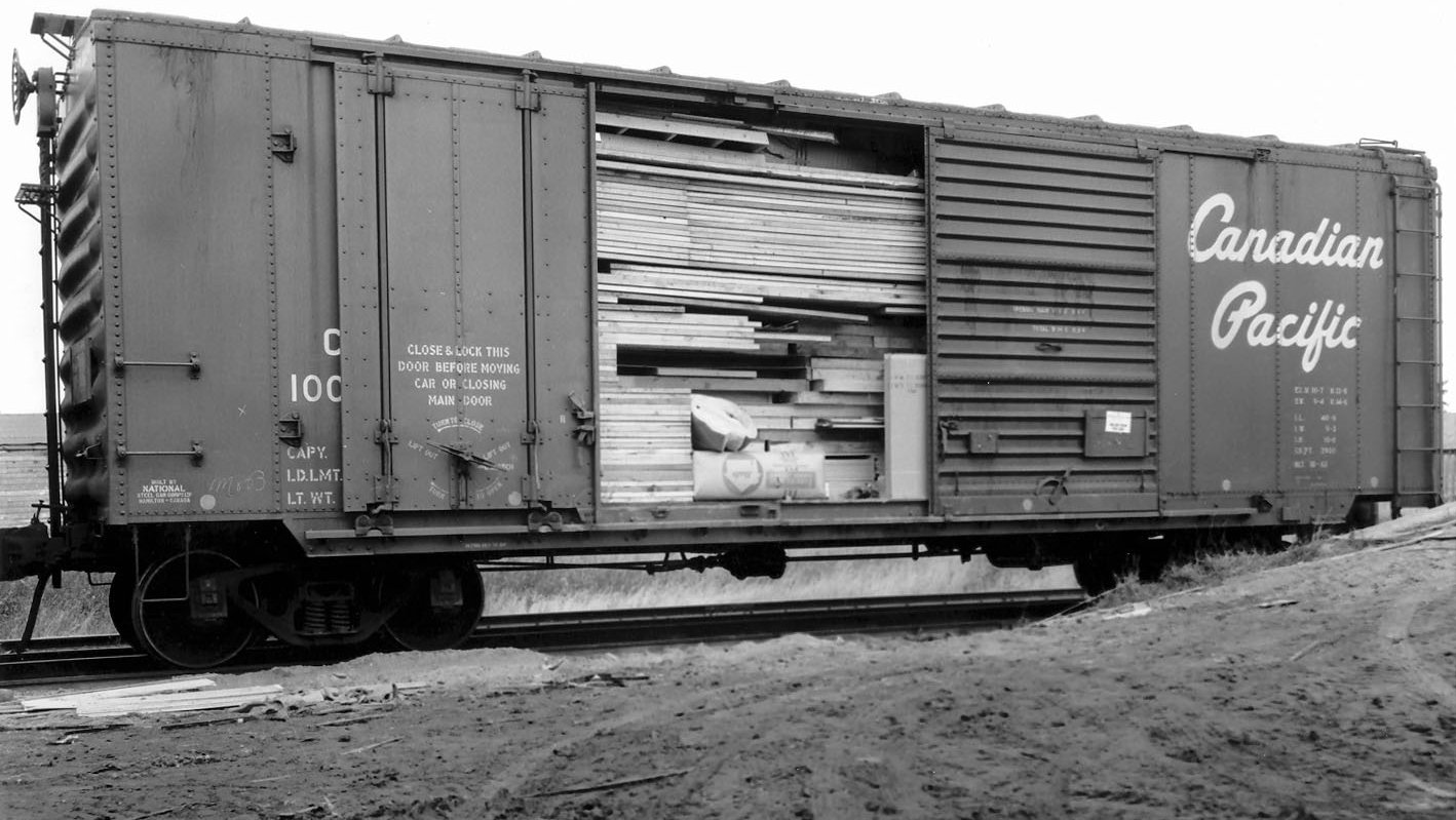 Rail car.jpg