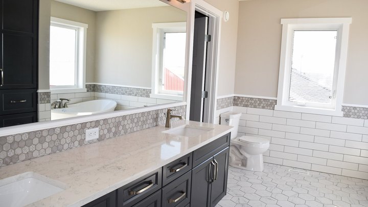 bathroom of a modular pre built ready to move home by nelson homes.jpg