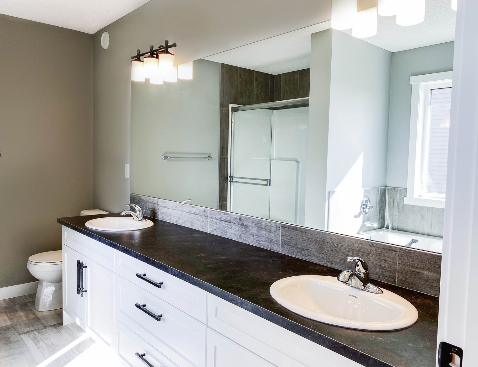 double sink bathroom nelson homes ready to move homes modular homes.jpg
