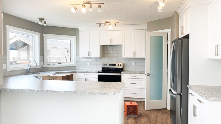 nelson homes prebuilt kitchen in a ready to move modular home.jpg